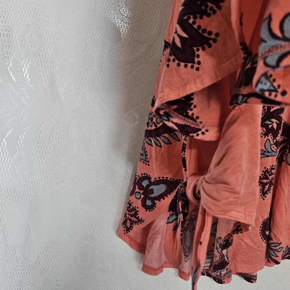 Free People Maui Wowi Floral Coral Flowy Blouse - Picture 5 of 9